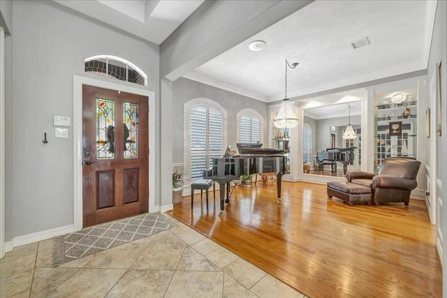 17027 Chapel Park Way, Houston, TX 77059