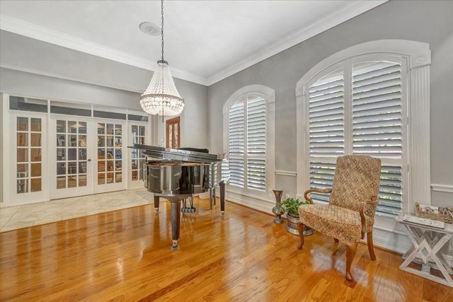 17027 Chapel Park Way, Houston, TX 77059