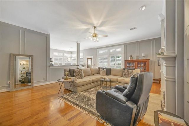 17027 Chapel Park Way, Houston, TX 77059