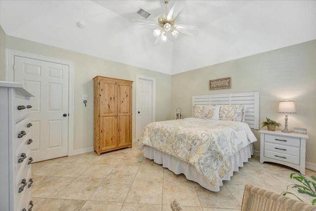 17027 Chapel Park Way, Houston, TX 77059