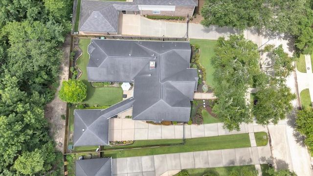 17027 Chapel Park Way, Houston, TX 77059