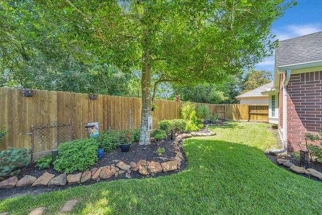 17027 Chapel Park Way, Houston, TX 77059