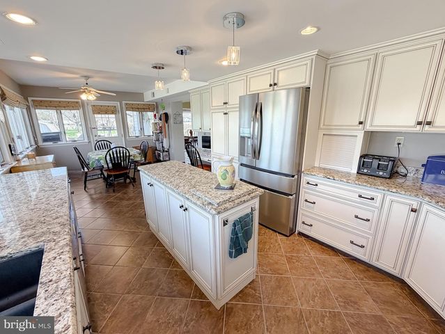 49716 AIREDELE RD, Ridge, MD 20680