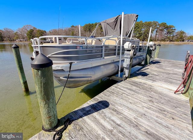 49716 AIREDELE RD, Ridge, MD 20680