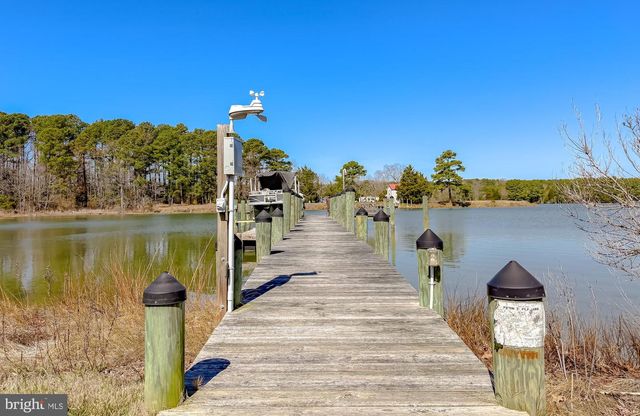 49716 AIREDELE RD, Ridge, MD 20680