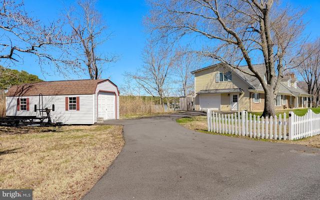 49716 AIREDELE RD, Ridge, MD 20680