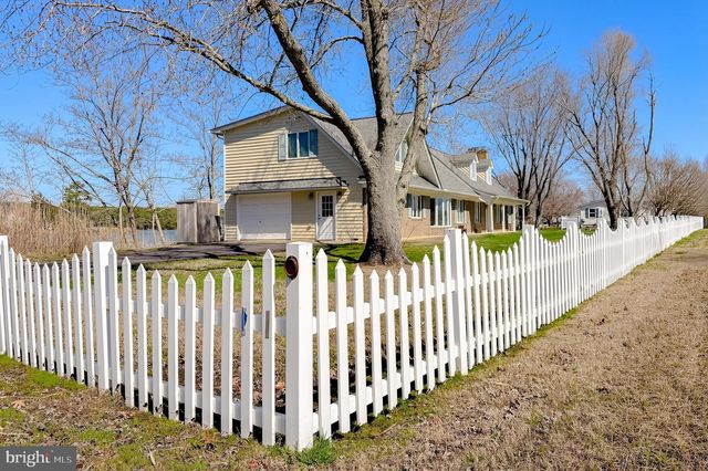 49716 AIREDELE RD, Ridge, MD 20680