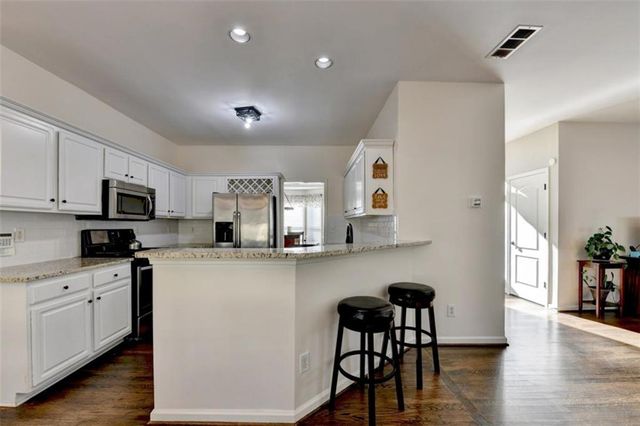 6782 Poplar Grove Way, Stone Mountain, GA 30087