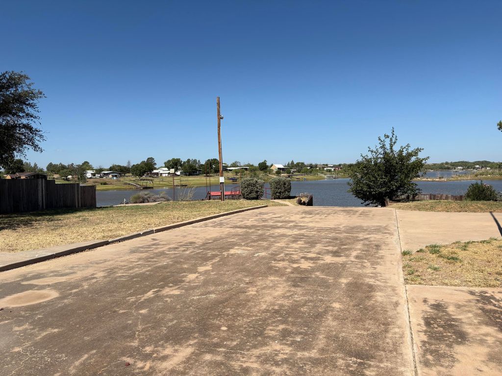 Image 20 of property listing at 1163 Register Road, Colorado City, TX 79512