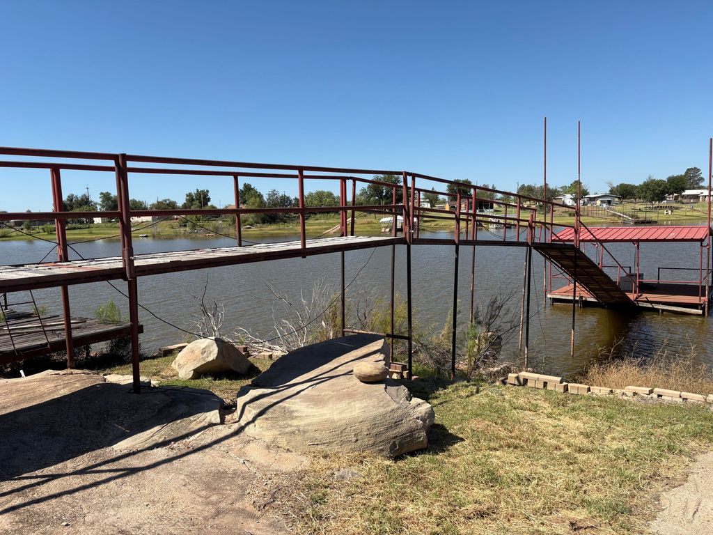 Image 24 of property listing at 1163 Register Road, Colorado City, TX 79512