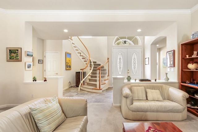 5415 Rogers St, Davis, CA 95618