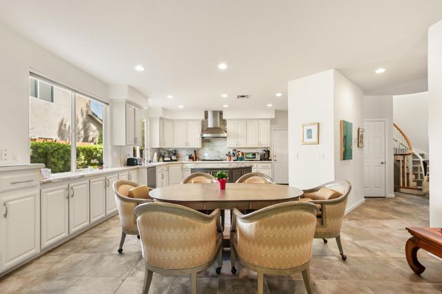 5415 Rogers St, Davis, CA 95618