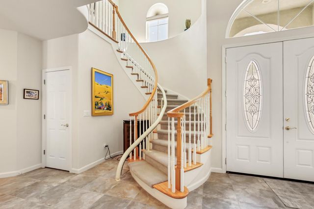 5415 Rogers St, Davis, CA 95618