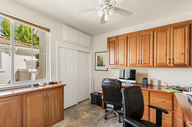 5415 Rogers St, Davis, CA 95618