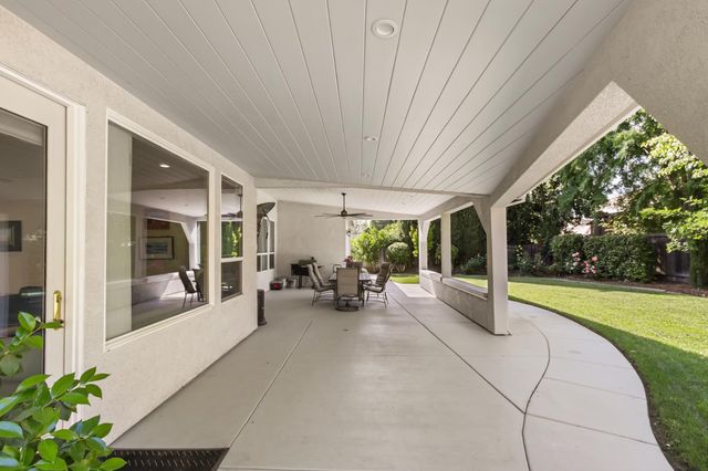 5415 Rogers St, Davis, CA 95618