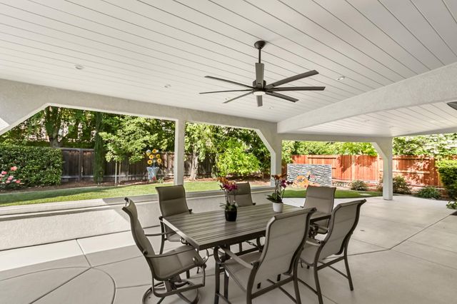 5415 Rogers St, Davis, CA 95618