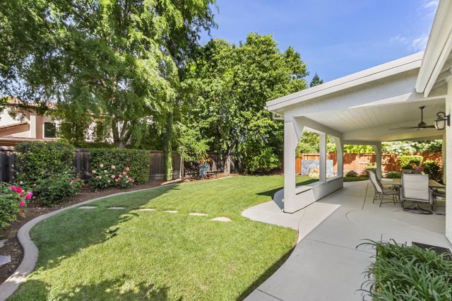 5415 Rogers St, Davis, CA 95618