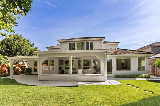 5415 Rogers St, Davis, CA 95618