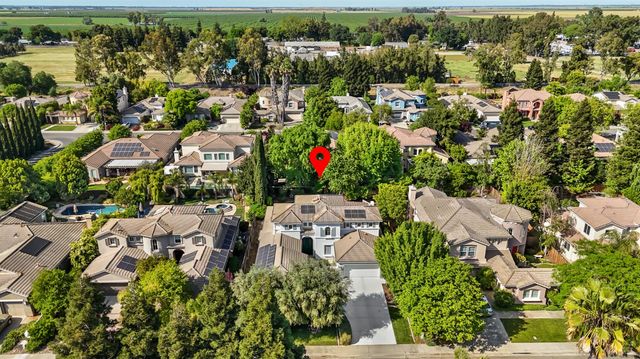 5415 Rogers St, Davis, CA 95618