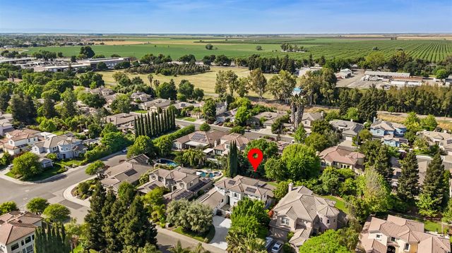 5415 Rogers St, Davis, CA 95618