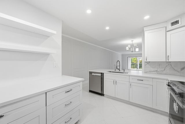 2006 Granada Drive M3, Coconut Creek, FL 33066