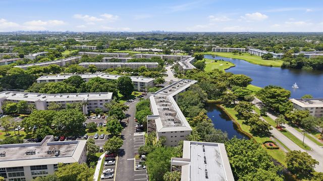 2006 Granada Drive M3, Coconut Creek, FL 33066