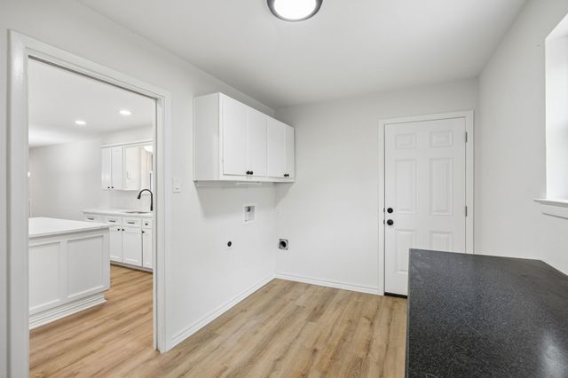 5805 Wedgmont Circle N N, Fort Worth, TX 76133