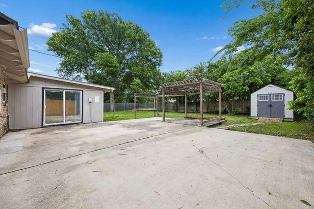 5805 Wedgmont Circle N N, Fort Worth, TX 76133