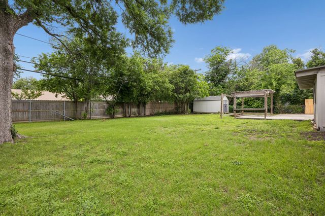 5805 Wedgmont Circle N N, Fort Worth, TX 76133