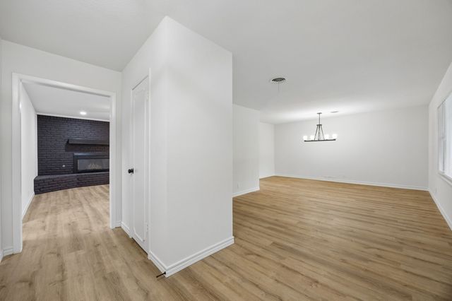 5805 Wedgmont Circle N N, Fort Worth, TX 76133