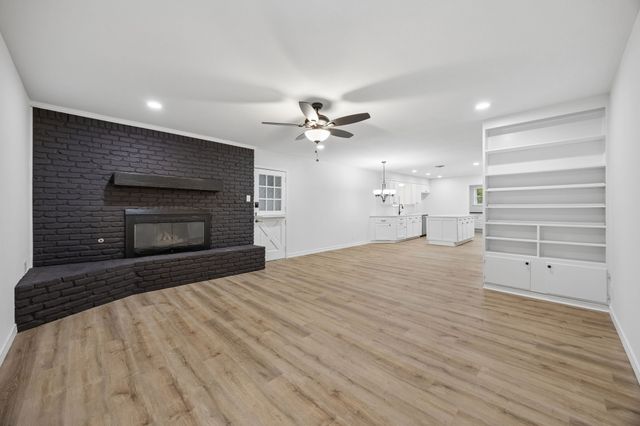 5805 Wedgmont Circle N N, Fort Worth, TX 76133