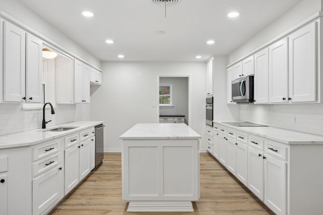 5805 Wedgmont Circle N N, Fort Worth, TX 76133