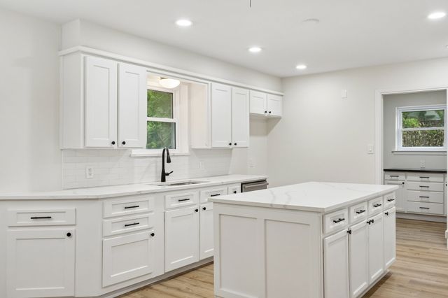 5805 Wedgmont Circle N N, Fort Worth, TX 76133