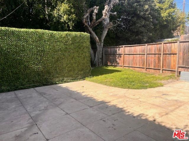 841 N Kilkea Drive, Los Angeles, CA 90046