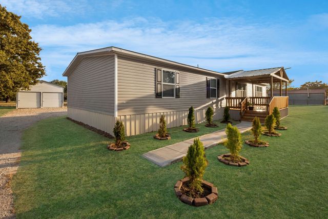1800 County Road 2105, Kemp, TX 75143