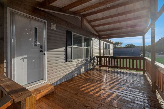 1800 County Road 2105, Kemp, TX 75143