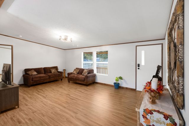 1800 County Road 2105, Kemp, TX 75143