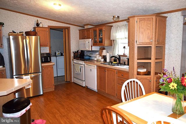 48 EAGLE DR, Hanover, PA 17331