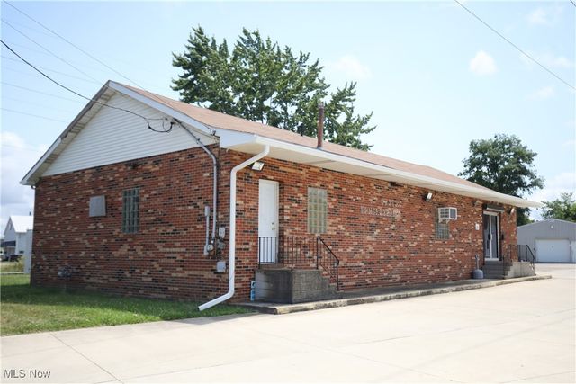 41957 N Ridge Road, Elyria, OH 44035