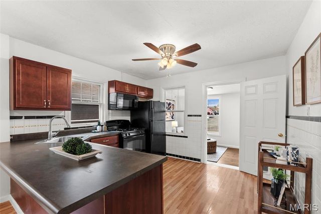 2316 Sulphur Avenue, St Louis, MO 63139