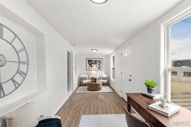 2316 Sulphur Avenue, St Louis, MO 63139