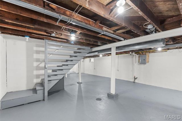 2316 Sulphur Avenue, St Louis, MO 63139