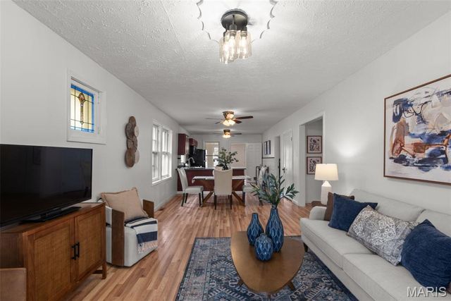 2316 Sulphur Avenue, St Louis, MO 63139