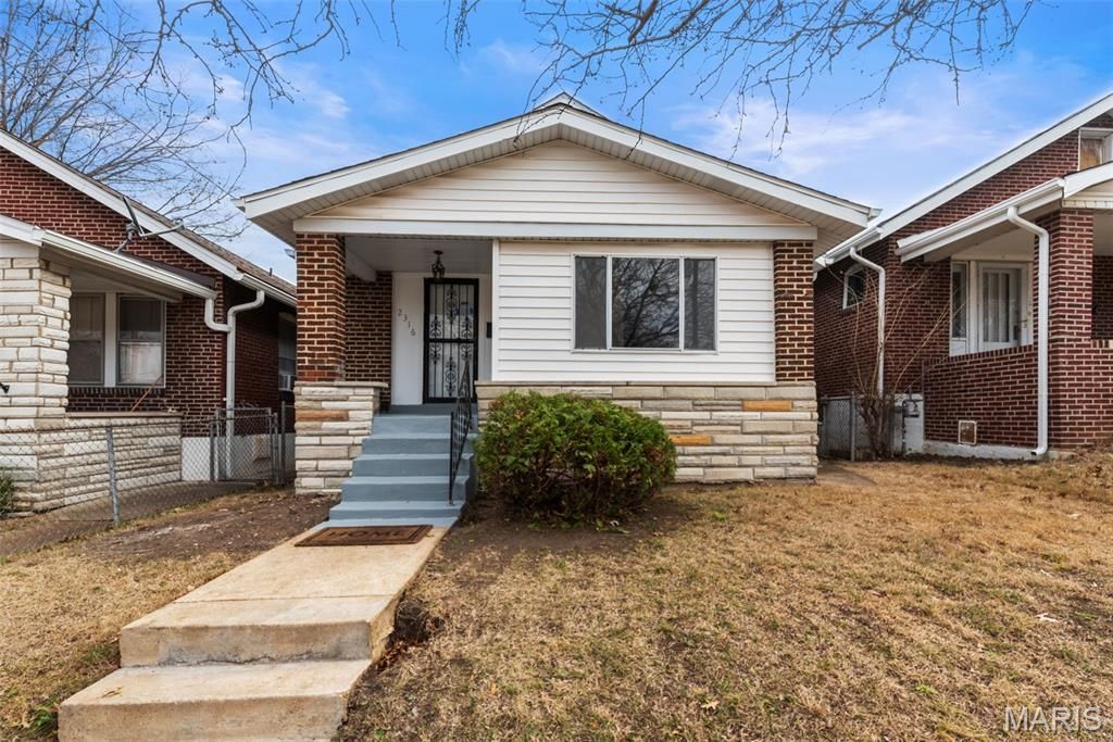 2316 Sulphur Avenue, St Louis, MO 63139