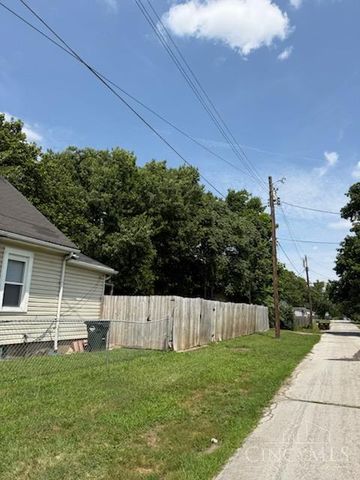 1717 Sheridan Ave, Middletown, OH 45044
