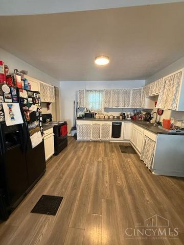 1717 Sheridan Ave, Middletown, OH 45044