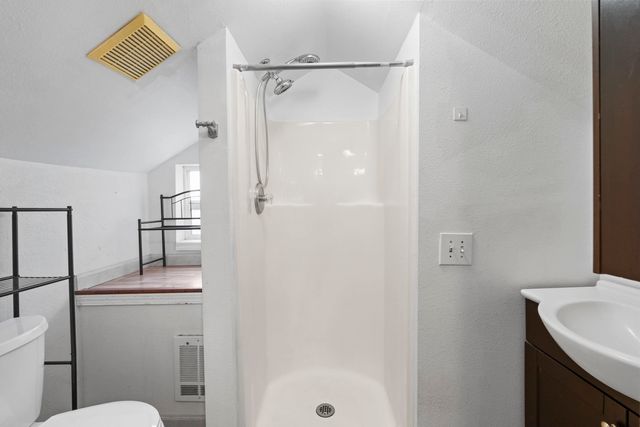 15905 E 4th Ave, Spokane Valley, WA 99037