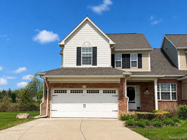 4392 Navin Field Lane, Troy, MI 48085