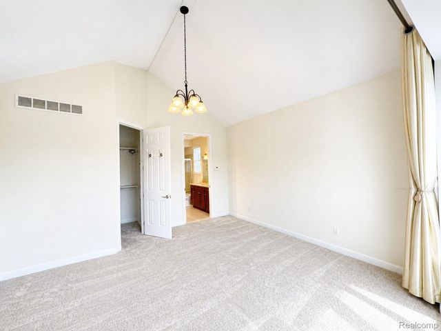4392 Navin Field Lane, Troy, MI 48085