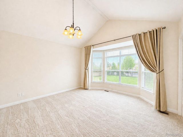4392 Navin Field Lane, Troy, MI 48085